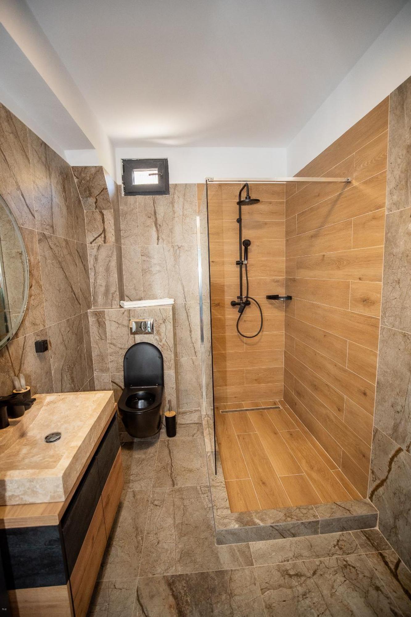 Nelana Hostel Cluj-Napoca Ngoại thất bức ảnh