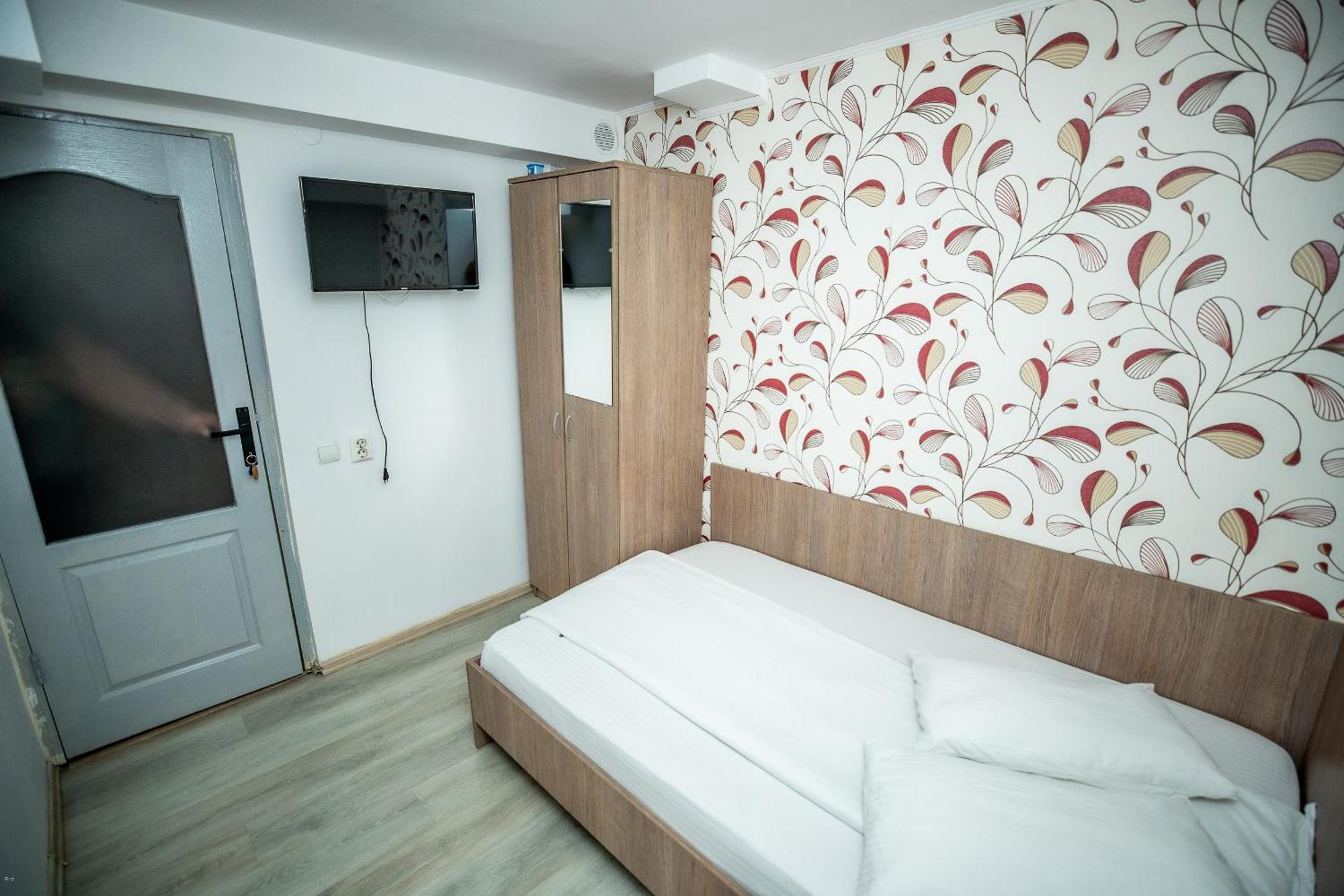 Nelana Hostel Cluj-Napoca Ngoại thất bức ảnh